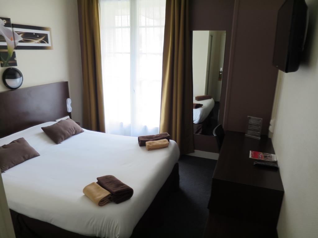 Hotel De La Paix Caen Zimmer foto
